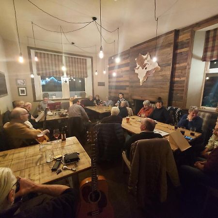 Winewall Trawden Arms Community Owned Pub酒店 外观 照片