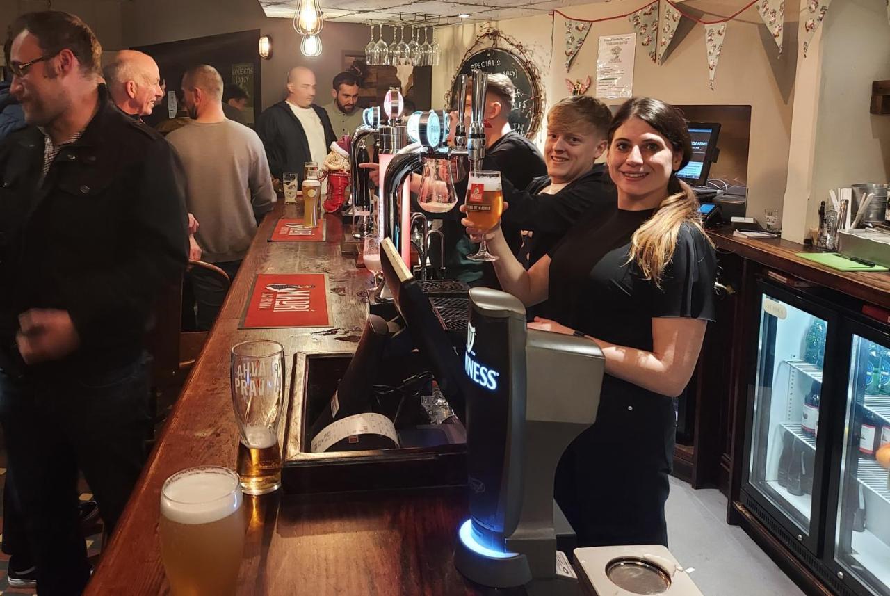 Winewall Trawden Arms Community Owned Pub酒店 外观 照片
