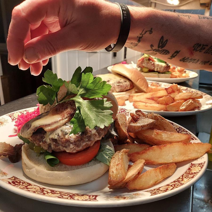 Winewall Trawden Arms Community Owned Pub酒店 外观 照片