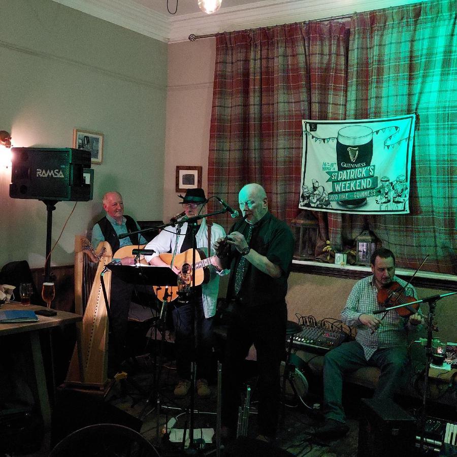 Winewall Trawden Arms Community Owned Pub酒店 外观 照片