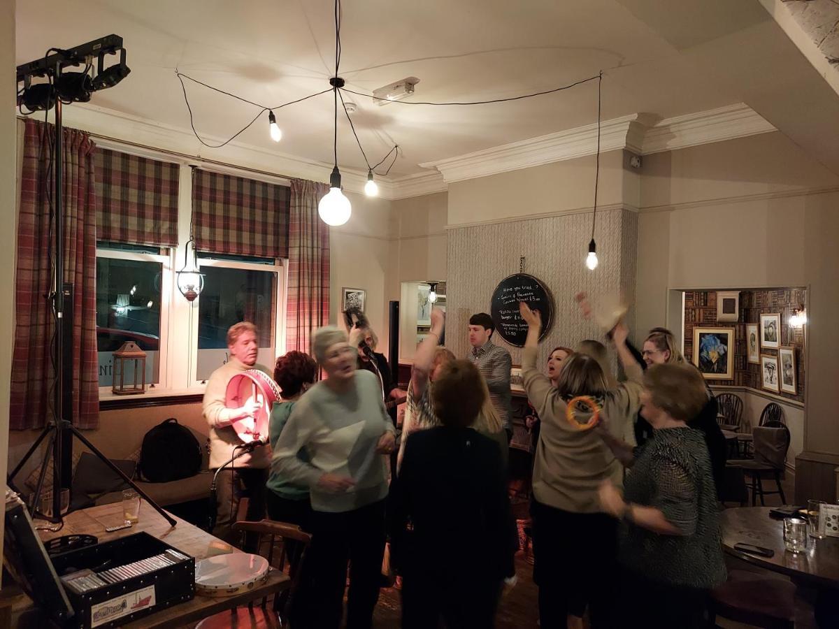Winewall Trawden Arms Community Owned Pub酒店 外观 照片