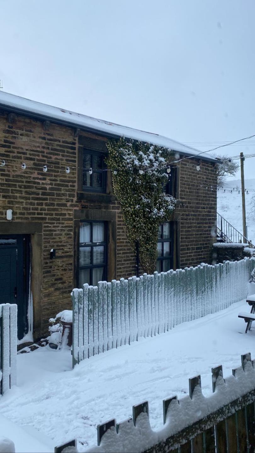 Winewall Trawden Arms Community Owned Pub酒店 外观 照片